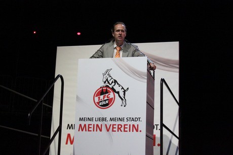 jahreshauptversammlung-2011-fc-koeln