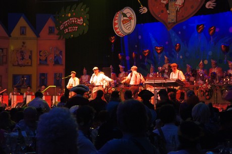 kostuemsitzung-NonStop-Koelsche-Funke