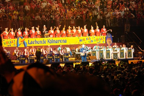 lachende-koelnarena