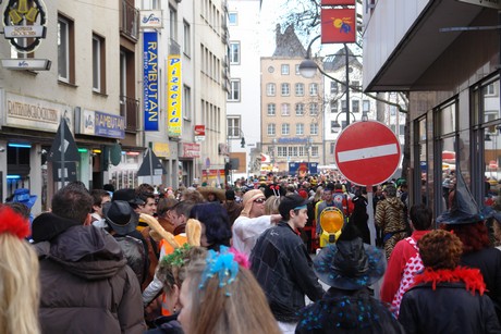 weiberfastnacht