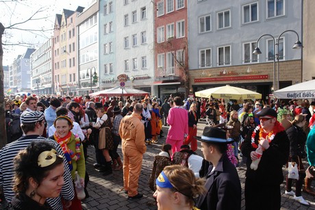 weiberfastnacht