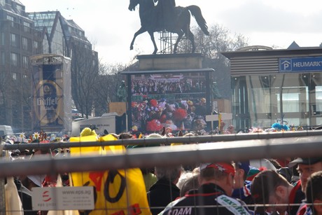 weiberfastnacht