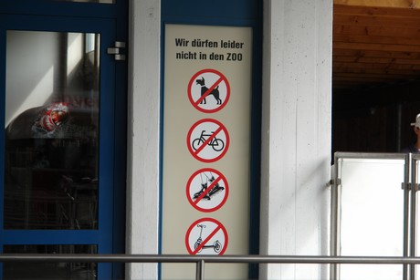 zoo