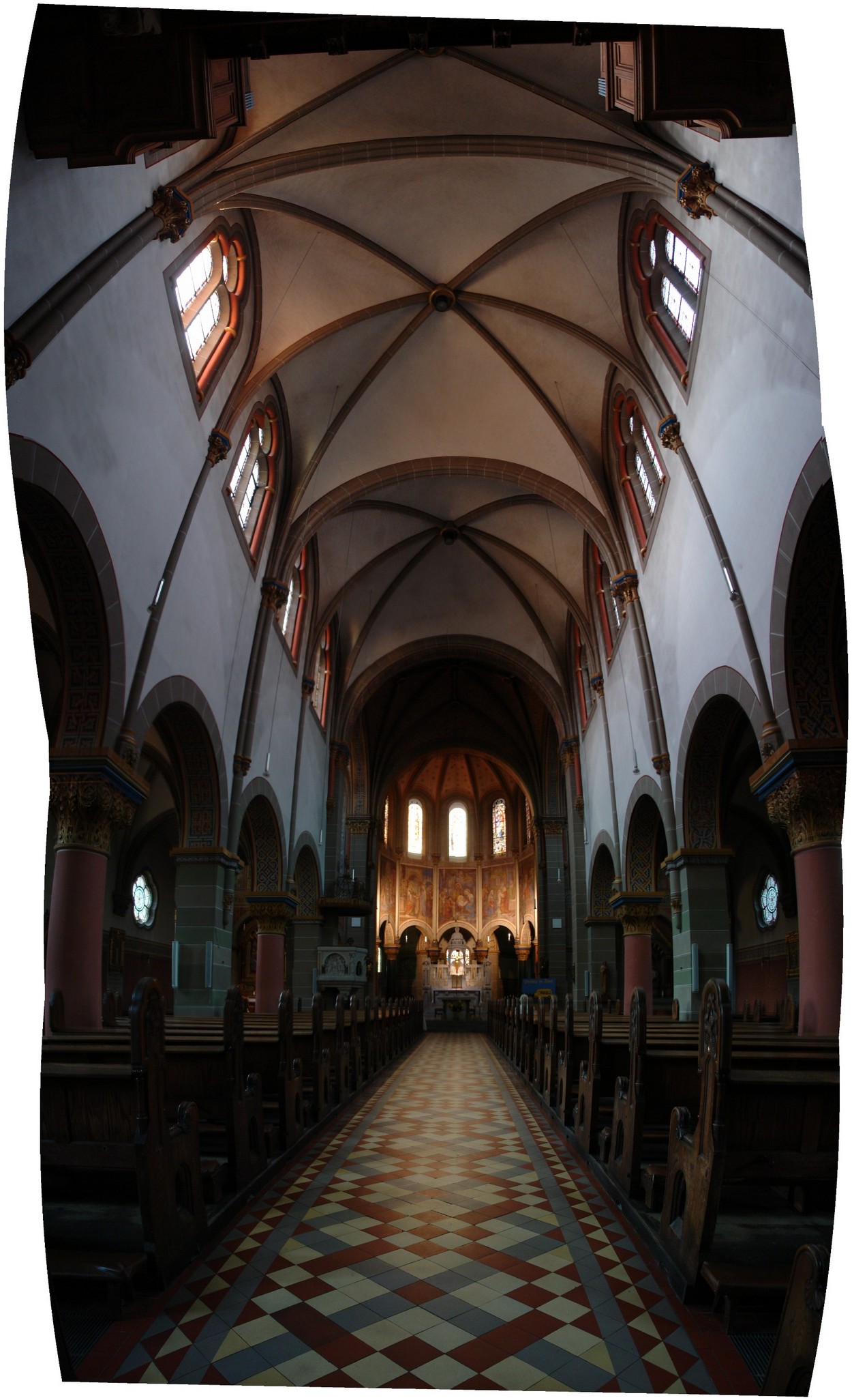 Bad Neuenahr-Ahrweiler  - Rosenkranzkirche