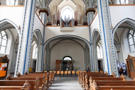 namen-jesu-kirche