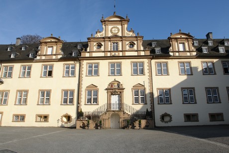 schloss-ehreshoven