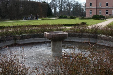 schloss-gracht