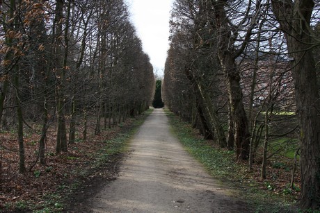 schloss-gracht