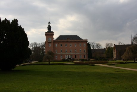 schloss-gracht