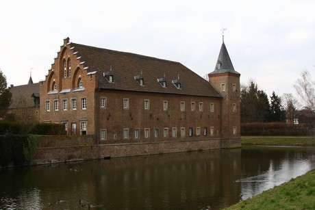 schloss-gracht