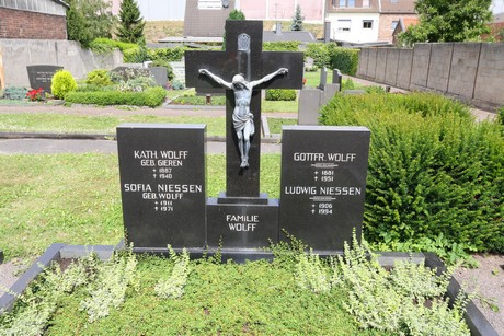 goetzenkirchen-friedhof