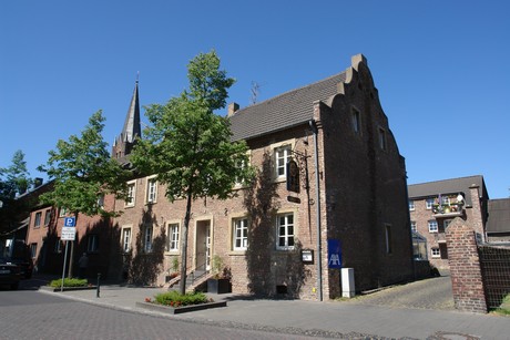 stommeln